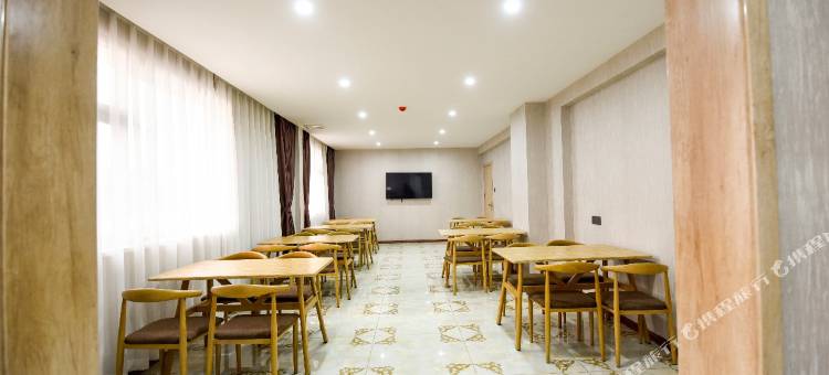 派酒店(洪洞莲花城店)图片