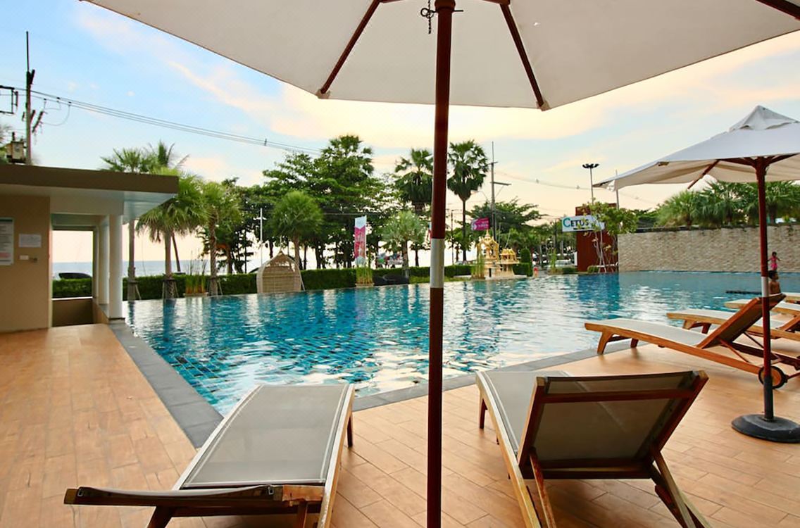 Dasiri Cetus 1br Beachfront Condo 27th Floor Hotel Reviews - 
