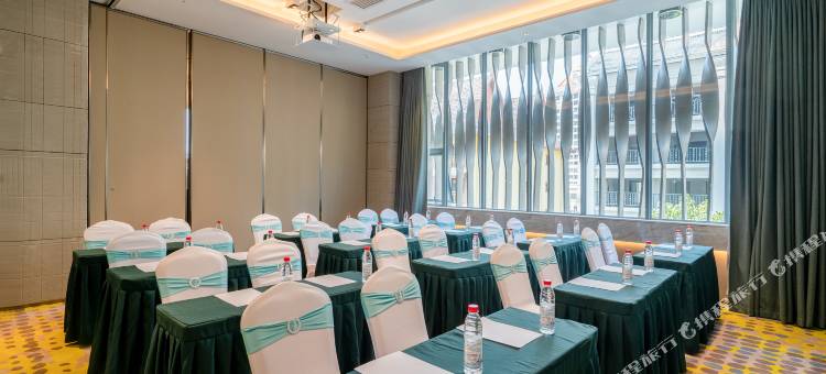 西双版纳思瑞秋艺术酒店(告庄星光夜市店)图片