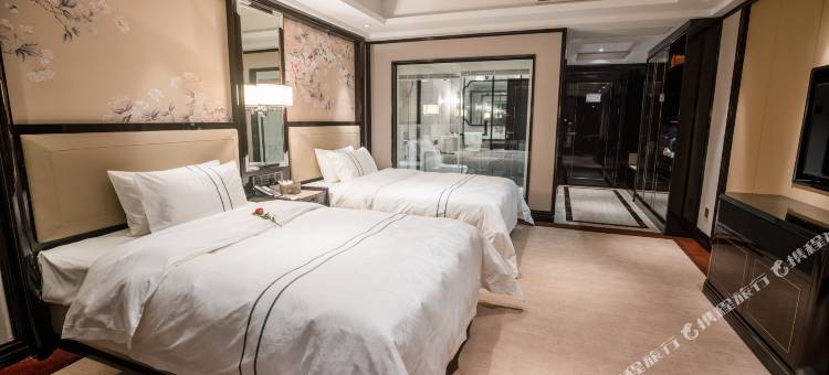 岳阳君临嘉奕酒店图片