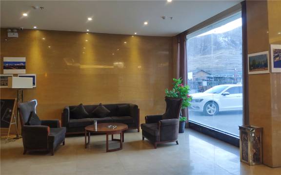 康定摄影天堂大酒店(新都桥店)预订价格,联系电话位置地址【携程酒店】