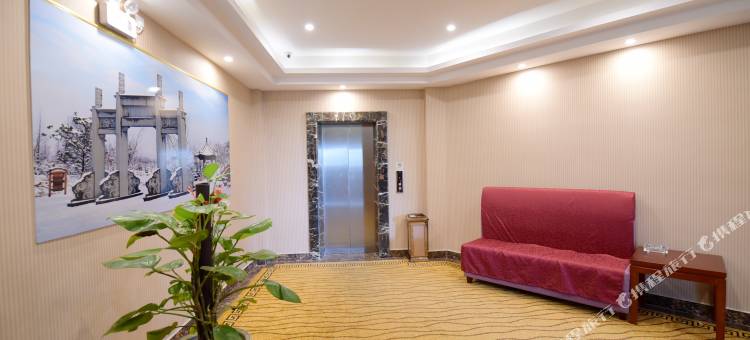 速8酒店(镇江火车站西津渡店)图片