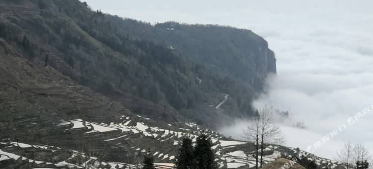 元阳多依树景区客栈图片