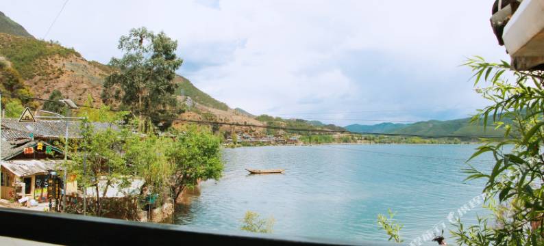 泸沽湖捌月客栈图片