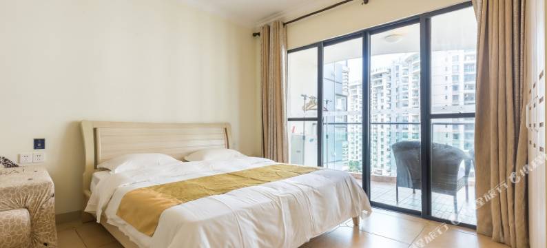 聆海渡海边度假公寓(三亚湾椰梦长廊店)图片