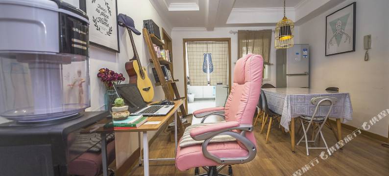 上海万有引力青年旅舍图片