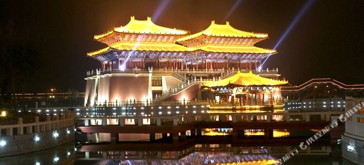 胡同里酒店式民宿(开封清明上河园店)图片