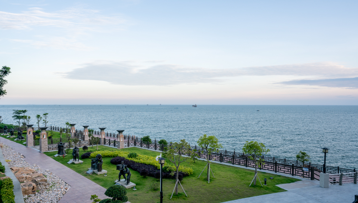 Mermaid Apartment Over view