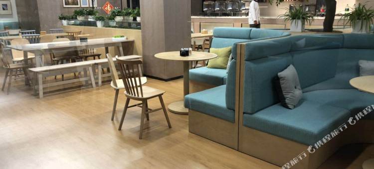 青岛富利鑫酒店图片