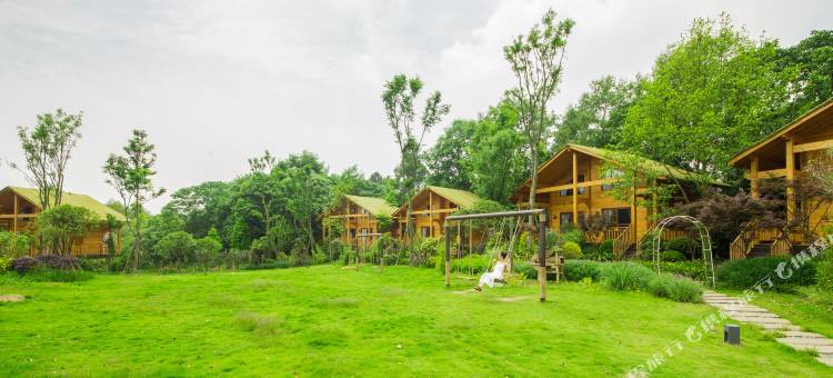 成都都江堰拾光山丘民宿图片