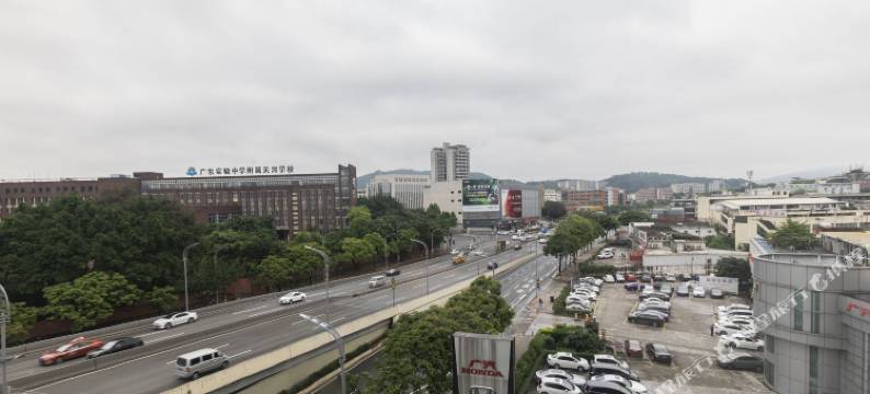 晨龙茄啡酒店(广州天河客运站长湴地铁站店)图片