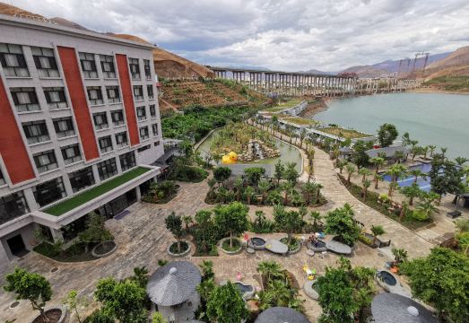 Shidu Hotspring Hotel Hotel Overview