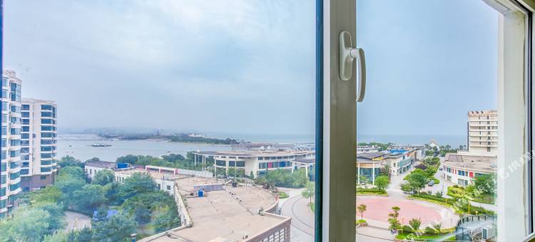 日照万平口灯塔风景区海港城大三居海景房可可家公寓图片