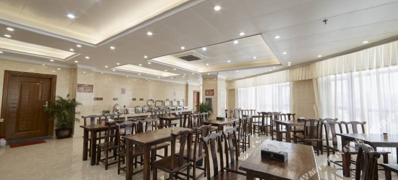 容县巴里岛假日酒店图片