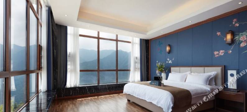 新化世外山居酒店图片