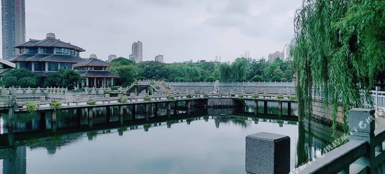 南昌暖阳与你公寓(8号店)图片