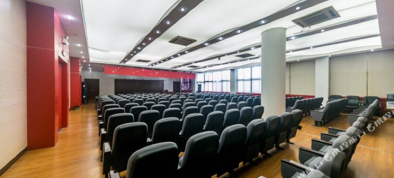 鹏程昇明酒店(彭州龙兴寺彭州高铁站店)图片