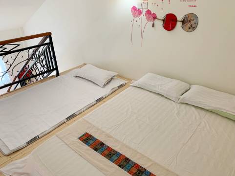 半个月亮的云舍客栈(明珠路分店)