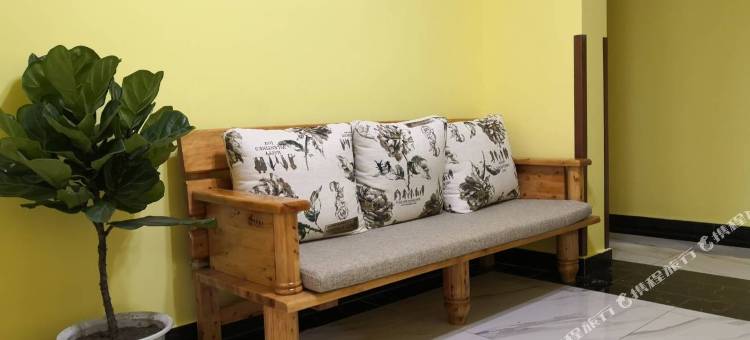 马尔康颂赞民宿图片