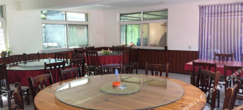 本溪县鸿福山庄图片