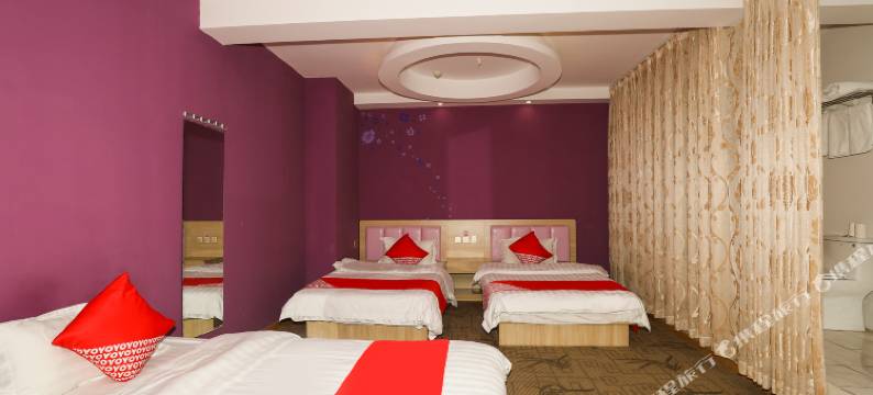 泰州逸君假日酒店(苏北商业广场店)图片