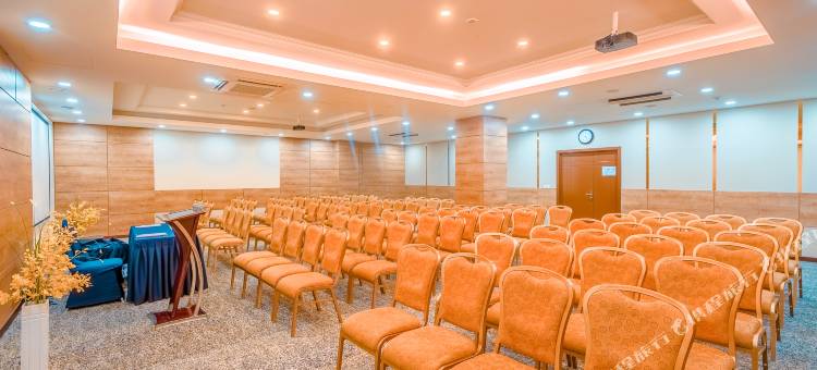 乌兰巴托市中心华美达酒店(Ramada by Wyndham Ulaanbaatar Citycenter)图片