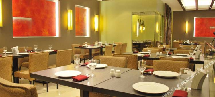 坦扎绿洲度假村酒店(Tanza Oasis Hotel and Resort Cavite)图片