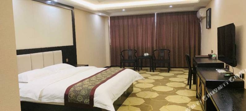 砚山天润龙湖大酒店图片