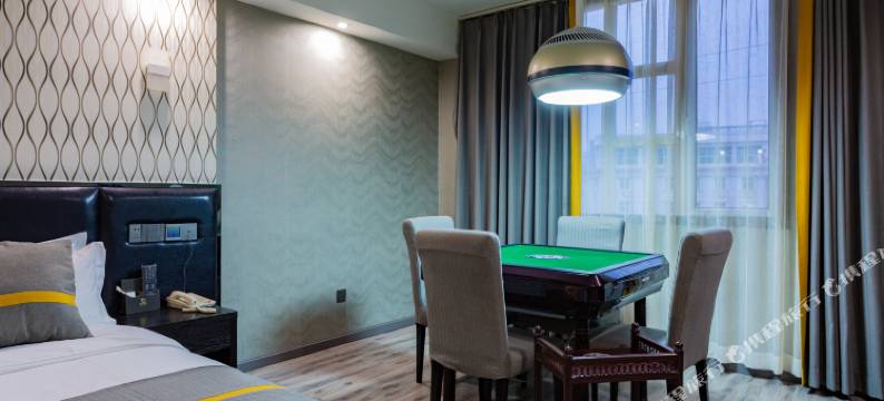 轻住联盟·博涛大酒店(武汉九全嘉国际广场江夏一中店)图片