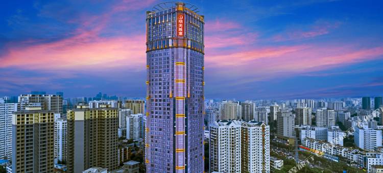 海口明光胜意大酒店(高铁东站龙湖天街店)图片