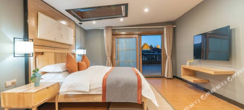 香格里拉心中日月别苑(独克宗古城店)图片