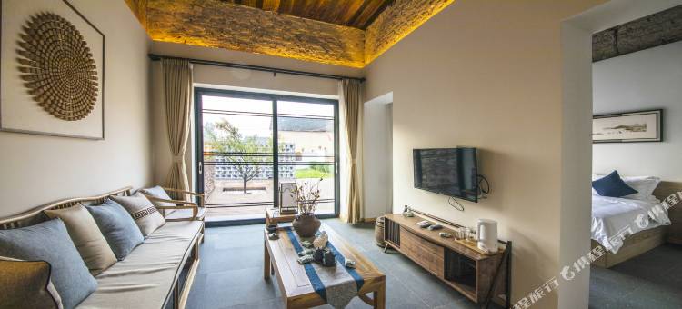 安泽蒹葭乡居图片