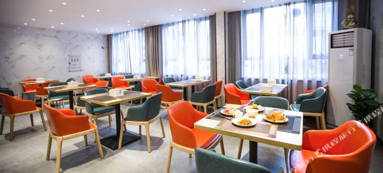 柏曼酒店(珠海拱北口岸富华里轻轨店)图片