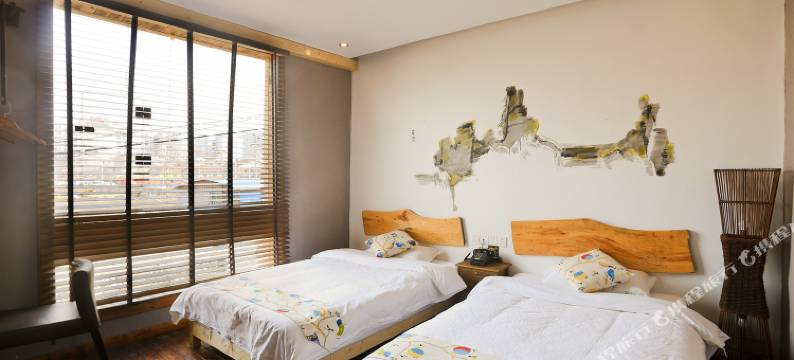 城中小筑度假屋(张家界天门山汽车站火车站店)图片