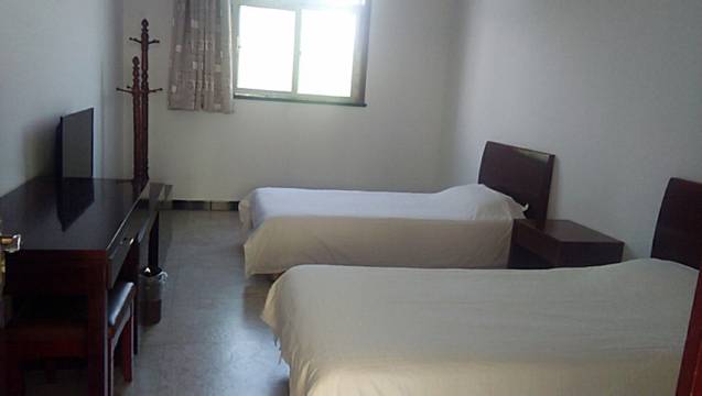 祁县岳占仙客栈