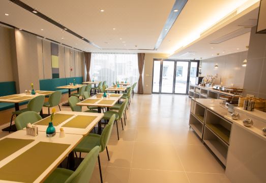 Homeinn Selected Hotel (Chuzhou Mingguang Mingzhu Avenue Zhengyuan Plaza) Hotel Overview