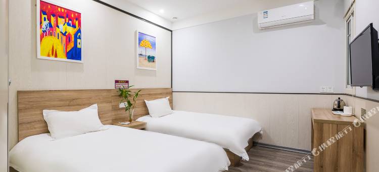 易佰良品酒店(南京迈皋桥地铁店)图片