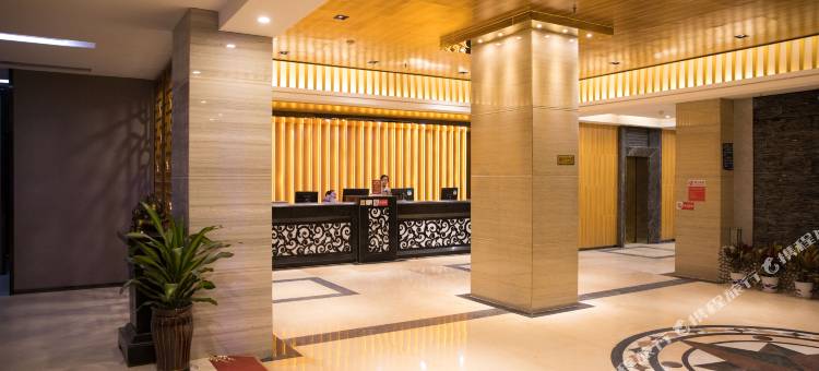 万云安然酒店图片