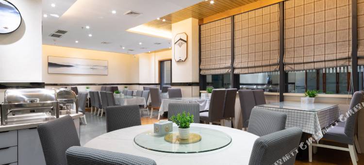 悦丽湖畔酒店(咸阳湖店)图片