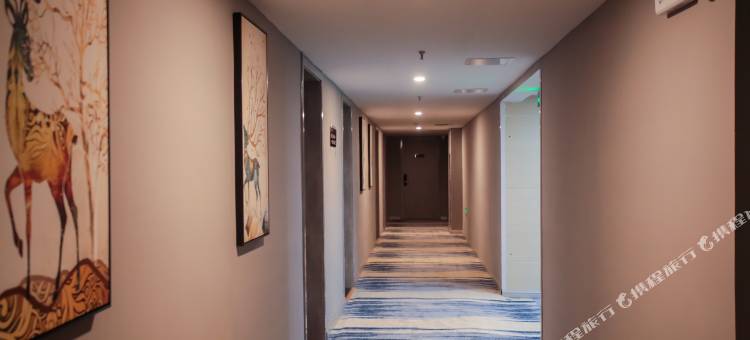 红海泊心精宿(安丘泰华城店)图片