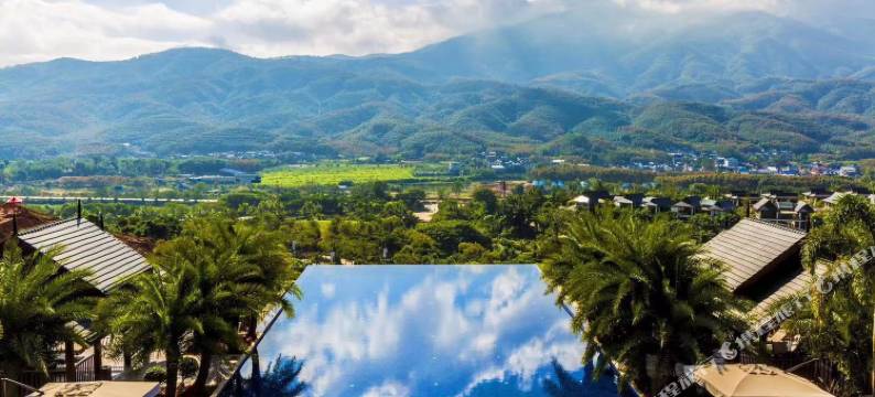 西双版纳悦景庄White银河假日别墅图片