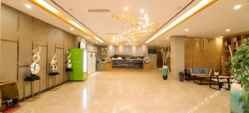 蓝郡铂瑞酒店(成都龙泉驿家乐福店)图片