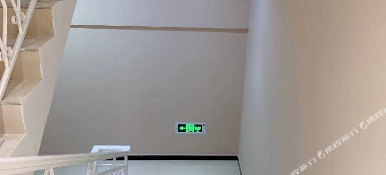 易佰酒店(上海长海医院翔殷路地铁站店)图片