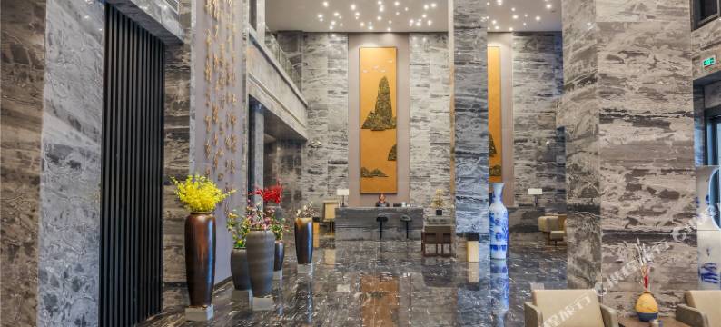 九江庐依国际酒店(庐山高铁站贤母园店)图片