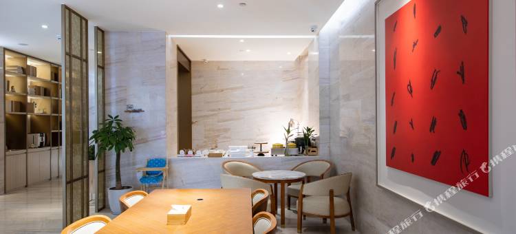 艺龙安云酒店(成都火车东站净居寺地铁站店)图片