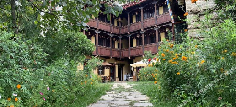 丹巴吉波尚墨风情酒店(中路藏寨店)图片