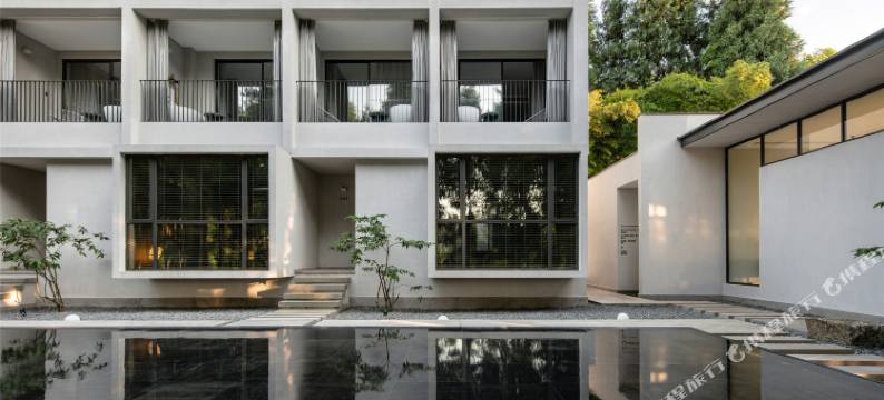 重庆IN BETWEEN柳杉间酒店图片