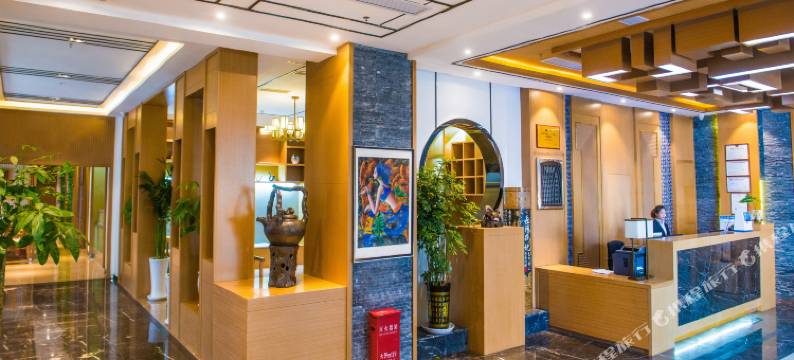 君美达酒店(安顺市人民医院驼宝山广场店)图片