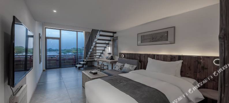 美程·宋风湖畔酒店(开封清明上河园龙亭店)图片