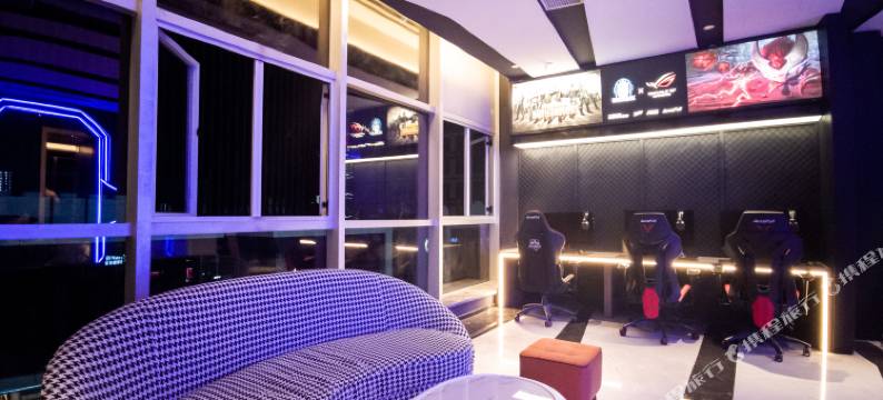 ReMAX热麦电竞酒店(宁波南部商务区店)图片